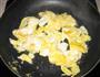 黄花菜炒鸡蛋的做法图解5