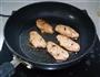 煎鸡翅膀的做法图解3