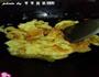 菠菜炒鸡蛋的做法图解2