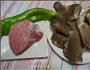 平菇炒肉片的做法图解1