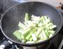 素炒丝瓜条的做法图解3