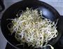 豆芽炒粉条的做法图解7