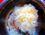 雪梨银耳玫瑰养颜汤的做法图解2