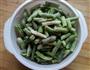 干煸豆角的做法图解3