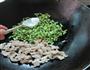 瘦肉豆角炒面的做法图解4