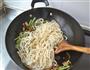 豆角肉丝炒面的做法图解10