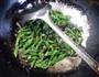 橄榄菜炒油豆角的做法图解6