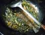 香葱烧河鲫鱼的做法图解11