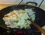 手撕香辣卷心菜的做法图解4