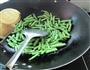蛋丝豆角面的做法图解3