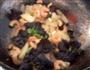 冬瓜黑木耳爆虾仁的做法图解8