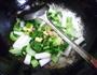 鸡蛋青菜炒年糕的做法图解5