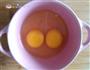 鲫鱼汤蒸鸡蛋羹的做法图解2