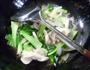 青菜炒秀珍菇的做法图解6