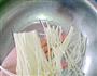 金针菇拌海带丝的做法图解3