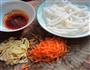 蛋丝胡萝卜拌粉的做法图解2