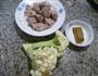 咖喱排骨花菜的做法图解1