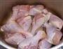 香嫩琵琶鸡腿的做法图解1