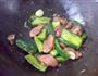 酱爆苦瓜熏鸭肉的做法图解8