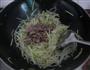 韭黄芽菜炒肉的做法图解7