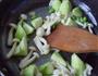 毛豆烩丝瓜的做法图解4