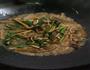 鳝鱼炒韭菜的做法图解7