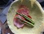 芦笋火腿被蛋卷的做法图解4