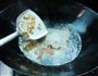 番茄皮蛋汤的做法图解4