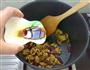 干锅香辣核桃的做法图解5