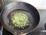 青豆虾仁的做法图解4