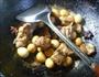排骨烧鹌鹑蛋的做法图解11