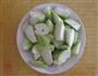 丝瓜炒鱿鱼的做法图解3