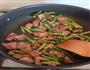 牛柳粒炒芦笋的做法图解4