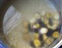 板栗小米粥的做法图解3