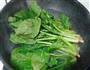 凉拌菠菜的做法图解3