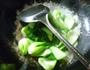 荸荠炒青菜的做法图解5