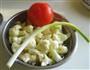 西红柿炒菜花的做法图解1