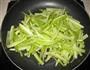 芹菜炒鱿鱼的做法图解4