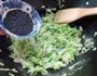 黑芝麻卷心菜的做法图解5