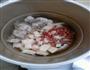莲藕花生米排骨汤的做法图解2