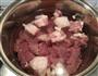 炖牛肉的做法图解1