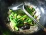黑木耳黄花菜炒菜心的做法图解8