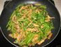 茼蒿炒鸡丝的做法图解7