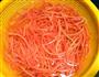 清炒胡萝卜丝的做法图解1