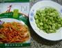 羊尾笋炒蚕豆的做法图解1