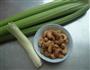 腰果西芹的做法图解1