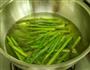 芦笋花束沙拉的做法图解3