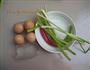 土鸡蛋炒芹菜的做法图解1