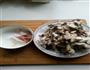 平菇炒肉丝的做法图解1