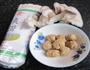 肉丸蘑菇面的做法图解1